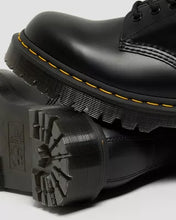 Carica l&#39;immagine nel visualizzatore di Gallery, DR MARTENS ANFIBI PLATFORM BEX 1460 IN PELLE SMOOTH
