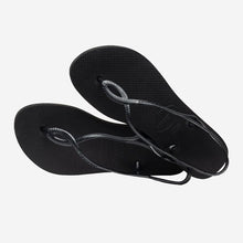 Carica l&#39;immagine nel visualizzatore di Gallery, HAVAIANAS 24 luna flatform black
