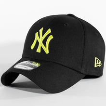 Carica l&#39;immagine nel visualizzatore di Gallery, NEW ERA 9 Forty New York Yankees Cap black
