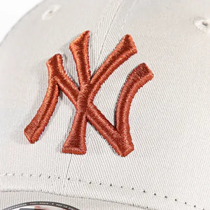 NEW ERA 9 Forty New York Yankees Cap beige