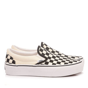 VANS Classic Slip-On P  BLACK & Whtchckerboard WHITE